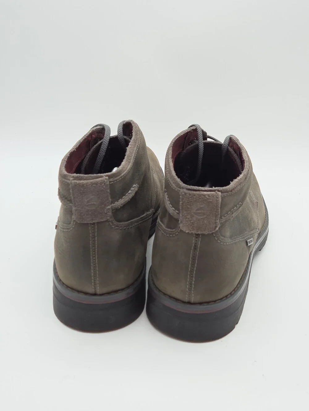 Clarks Morris Peak Waterproof Boots Gray Brown Leather Chukka Men’s Size 13